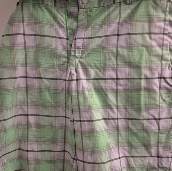 Men's Plaid Shorts - Picture 5 of 7